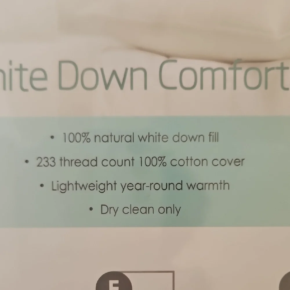 2 x White Down Comforters, Twin, Pure Down